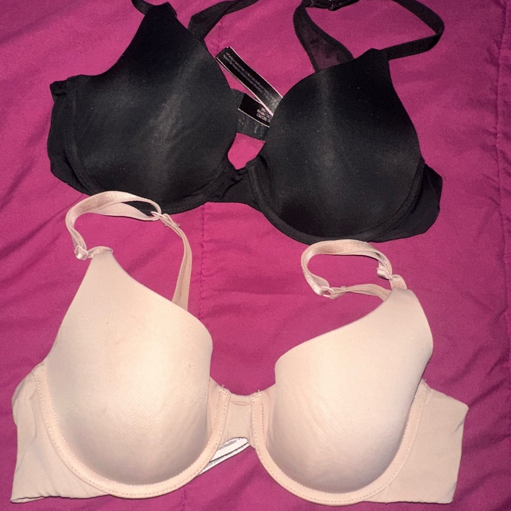 Victoria’s Secret semi push up bras!!